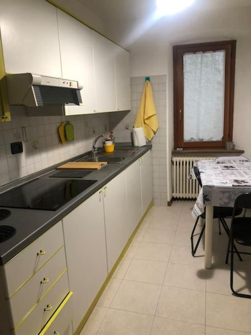 La Casa Di Rox Ad Aosta - Small Holiday Apartment In Central Aosta - Alloggio Ad Uso Turistico - Vda - Aosta - N 0304 Экстерьер фото